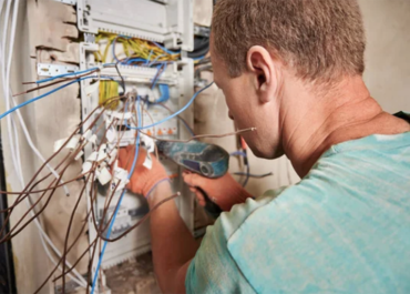 How to Hire a Low-Cost and Honest Electrician in Aurora, IL - 1 (800) 880-7954