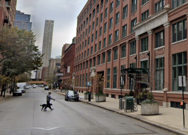Why Chicago Office Buildings in River North Are Turning Into Apartments - Property Records of Illinois